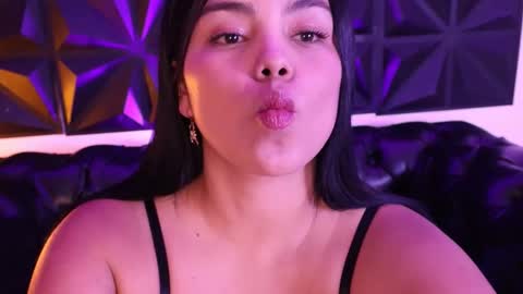 Snapshot of erica_adams_ chatting on December 2025 08:26:01 PM erica_adams_ online show from December 2025 08:26:01 PM