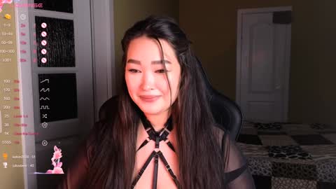 Erica Wayne online show from January 2025 07:52:02 AM