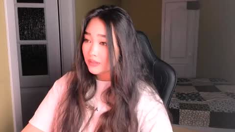 Erica Wayne online show from February 2025 01:44:01 PM