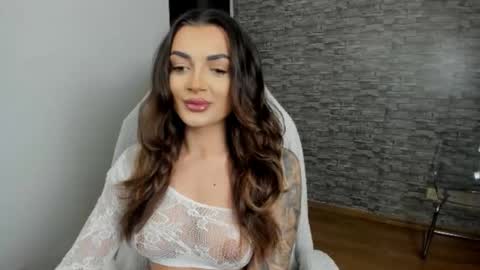 Snapshot of erica_xoo chatting on November 2025 07:35:02 PM Riaaa online show from November 2025 07:35:02 PM