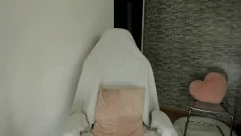 Riaaa online show from May 2026 05:36:02 AM