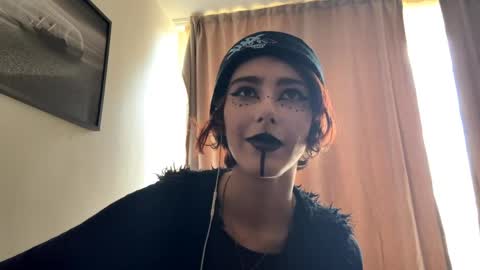 Snapshot of ericagonazlez chatting on April 2026 11:32:01 AM Olivia online show from April 2026 11:32:01 AM