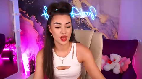 Erica online show from July 2026 01:32:02 PM