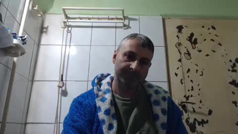 Snapshot of ericboy32 chatting on February 2025 12:20:01 PM eric online show from February 2025 12:20:01 PM