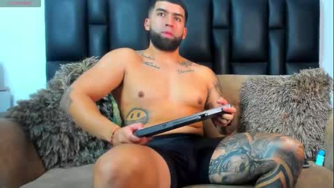 Snapshot of erick_blake_ chatting on January 2026 04:18:01 AM my online show from January 2026 04:18:01 AM