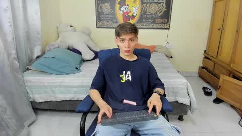 Snapshot of erick_de_rossee chatting on December 2025 07:00:01 PM erick_de_rossee online show from December 2025 07:00:01 PM