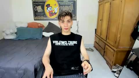 erick_de_rossee online show from March 2026 12:00:02 AM