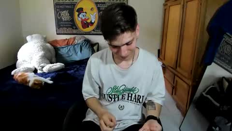 erick_de_rossee online show from April 2026 06:09:01 PM