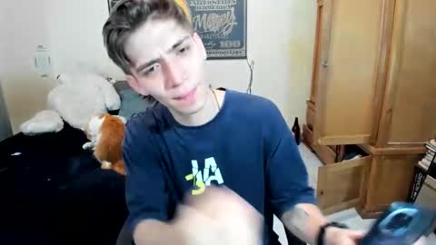 erick_de_rossee online show from June 2026 07:30:02 PM