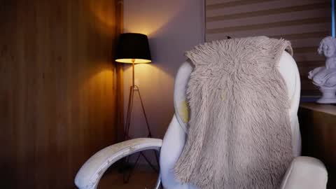 Erick Thompson online show from September 2025 08:24:02 PM