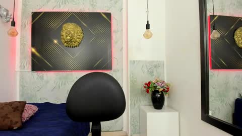 Snapshot of erick_zhimerman chatting on January 2025 06:53:02 AM online show from January 2025 06:53:02 AM