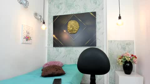 Snapshot of erick_zhimerman chatting on January 2025 04:00:01 AM online show from January 2025 04:00:01 AM