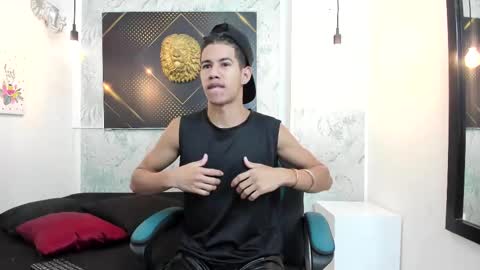 Snapshot of erick_zhimerman chatting on February 2025 05:14:02 AM online show from February 2025 05:14:02 AM