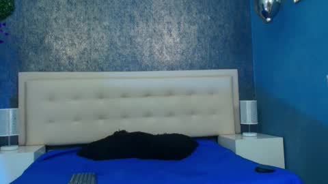 Snapshot of erick_zhimerman chatting on September 2025 03:17:02 AM online show from September 2025 03:17:02 AM