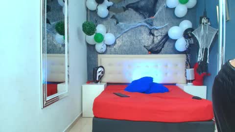 Snapshot of erick_zhimerman chatting on October 2025 03:20:02 AM online show from October 2025 03:20:02 AM