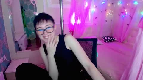 Snapshot of erickafetish chatting on November 2025 03:35:01 PM Ericka online show from November 2025 03:35:01 PM