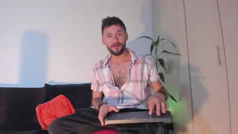 erickpritz_xh online show from May 2026 02:07:01 AM
