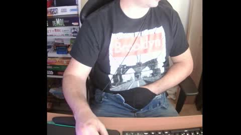 Snapshot of erik_dapper chatting on November 2025 05:13:02 PM Erik Dapper online show from November 2025 05:13:02 PM