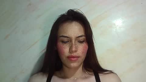 Erika online show from March 2026 03:39:02 AM