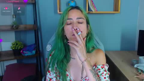 Snapshot of erika_stevens chatting on September 2025 08:54:01 PM E R I K A - SAGITARIO..... online show from September 2025 08:54:01 PM