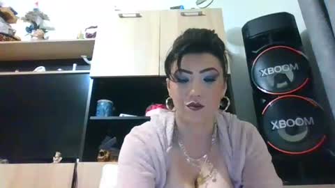 Snapshot of erikaguapa1989 chatting on April 2026 02:28:01 AM erikaguapa1989 online show from April 2026 02:28:01 AM