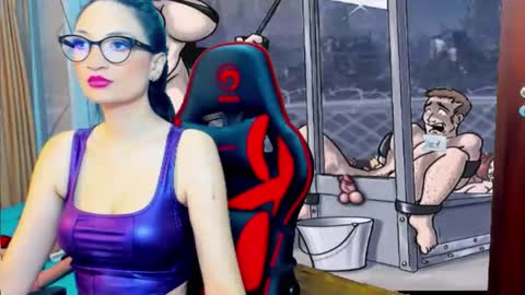 erikalorren online show from February 2025 12:57:02 AM