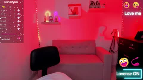 Snapshot of erikamontiel chatting on January 2025 03:23:02 AM Erika online show from January 2025 03:23:02 AM