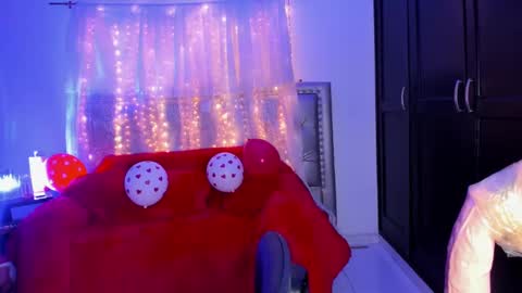 Snapshot of erikamontiel chatting on February 2025 03:37:01 AM Erika online show from February 2025 03:37:01 AM