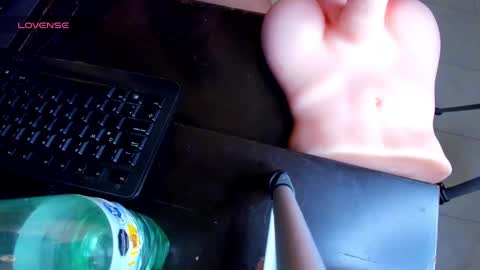 Snapshot of erikamontiel chatting on March 2025 09:24:02 AM Erika online show from March 2025 09:24:02 AM