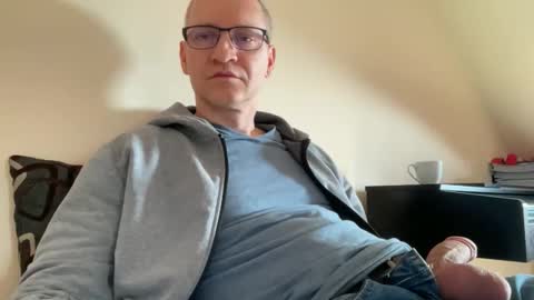 Snapshot of erikwant2 chatting on March 2026 06:39:01 AM erikwant2 online show from March 2026 06:39:01 AM