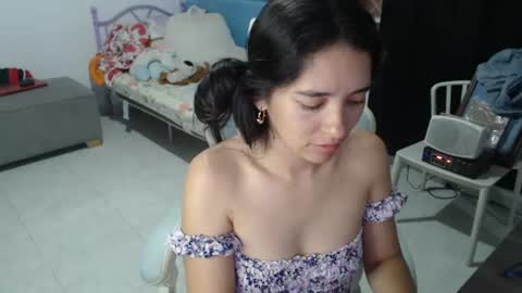 Snapshot of erina_1 chatting on July 2026 03:23:01 AM erina_1 online show from July 2026 03:23:01 AM