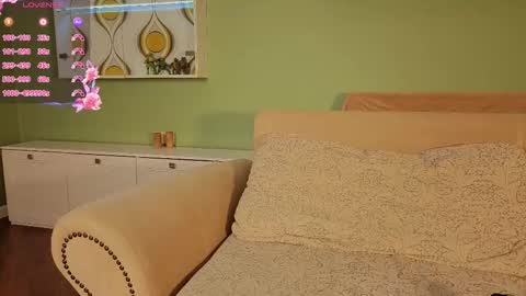 Snapshot of erlenbayer chatting on March 2026 08:45:01 PM Chanel online show from March 2026 08:45:01 PM