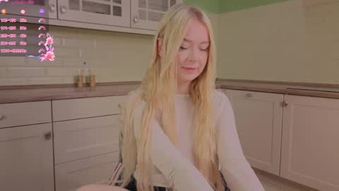 Snapshot of erlenbayer chatting on March 2026 09:10:01 PM Chanel online show from March 2026 09:10:01 PM