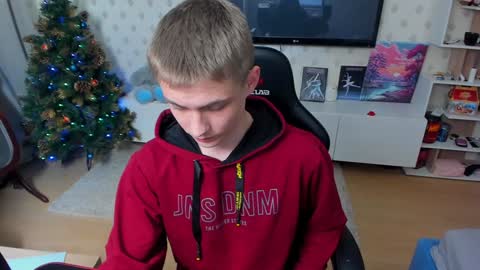 Max online show from January 2025 10:37:02 PM