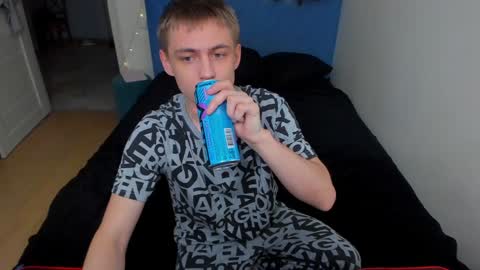 Max online show from January 2025 12:02:01 AM