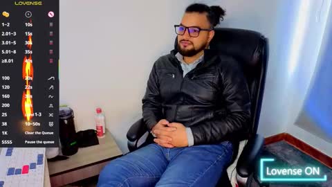 Snapshot of ernesto_rodriguez_82 chatting on November 2025 01:21:02 PM ernesto rodriguez 82 online show from November 2025 01:21:02 PM