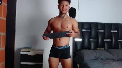 Snapshot of erosscott chatting on September 2025 05:51:02 PM Eros online show from September 2025 05:51:02 PM