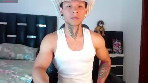 Snapshot of erosscott chatting on August 2026 04:00:02 PM Eros online show from August 2026 04:00:02 PM