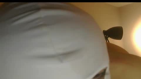 Snapshot of erotica_angel chatting on December 2025 12:44:02 PM Nikki Erotica online show from December 2025 12:44:02 PM