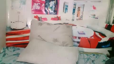 Liam online show from March 2026 06:03:01 PM