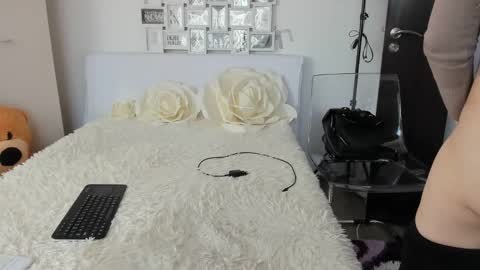 eroticsensualkitty4u online show from March 2025 06:58:01 AM