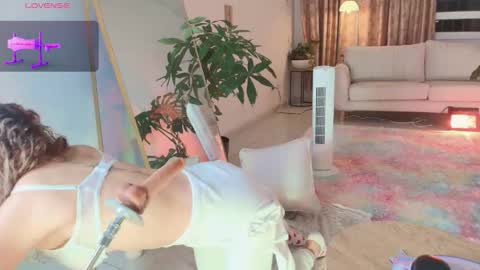 TINY  online show from September 2025 02:36:02 AM