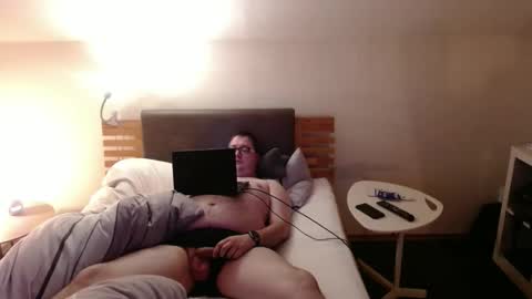 Snapshot of ersuchtspass1987 chatting on December 2024 10:55:01 PM ersuchtspass1987 online show from December 2024 10:55:01 PM