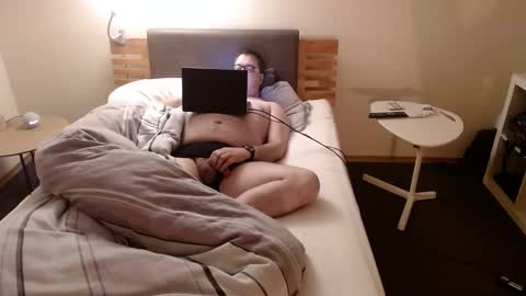 Snapshot of ersuchtspass1987 chatting on December 2024 04:27:02 AM ersuchtspass1987 online show from December 2024 04:27:02 AM
