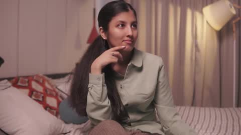 Hi Im Lori  online show from February 2026 12:38:02 PM