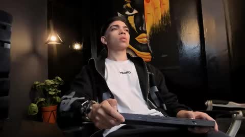 Snapshot of eryonbradley chatting on October 2025 11:22:02 AM Eryon online show from October 2025 11:22:02 AM