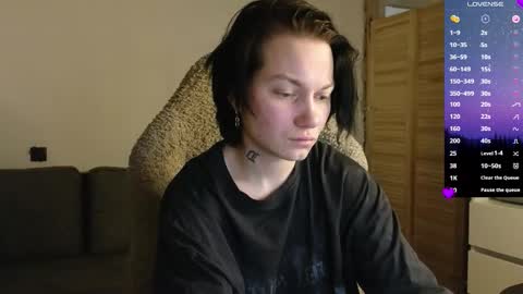 esajukyy online show from February 2026 04:27:02 PM