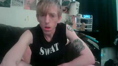 Snapshot of esc_del chatting on March 2025 10:21:02 PM esc del online show from March 2025 10:21:02 PM