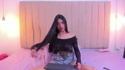 Scarlett online show from April 2026 02:35:01 AM