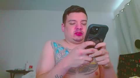 escodamus12 online show from February 2025 06:10:02 PM